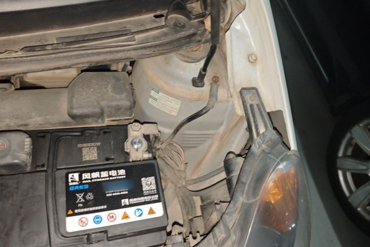 Used BYD F0 2015 1.0L AMT Joyful Cool Model Engine Bay Left