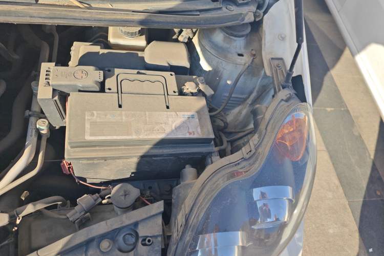 Used BYD F0 2015 1.0L XuanKu Model Engine Bay Left