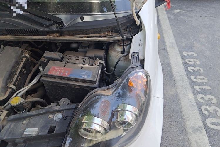 Used BYD F0 2015 1.0L AMT XuanKu Model Engine Bay Left