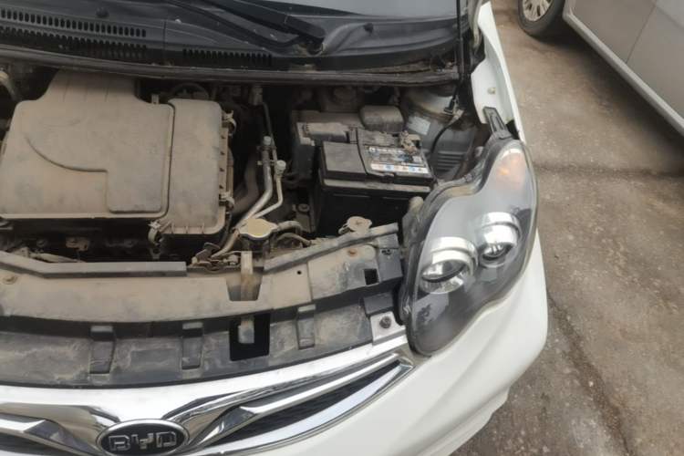 Used BYD F0 2015 1.0L AMT XuanKu Model Engine Bay Left