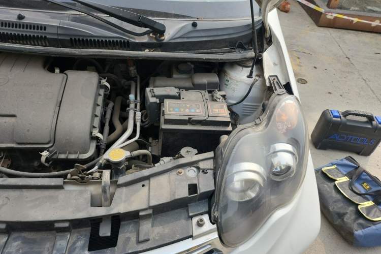Used BYD F0 2015 1.0L XuanKu Model Engine Bay Left