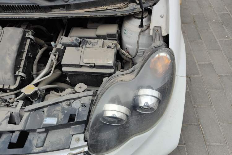 Used BYD F0 2015 1.0L Joyful Model Engine Bay Left