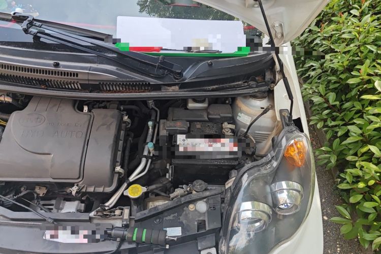 Used BYD F0 2015 1.0L AMT Joyful Cool Model Engine Bay Left