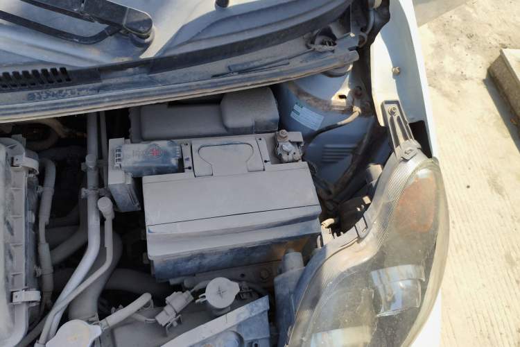 Used BYD F0 2015 1.0L XuanKu Model Engine Bay Left
