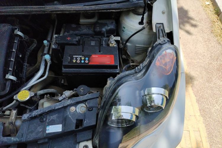 Used BYD F0 2015 1.0L XuanKu Model Engine Bay Left