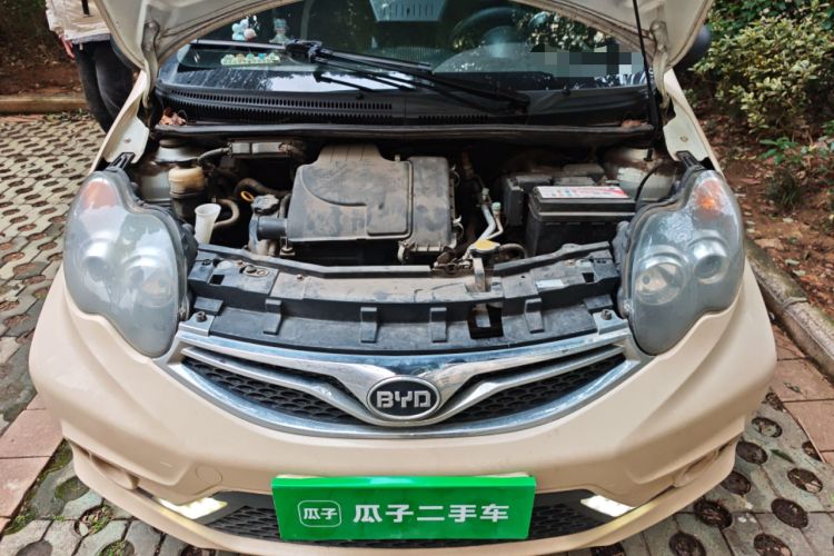 Used BYD F0 2015 1.0L AMT XuanKu Model Engine Bay