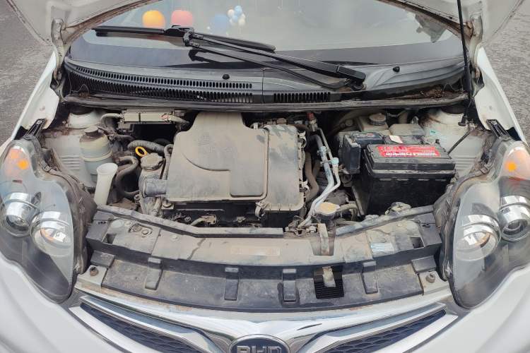 Used BYD F0 2015 1.0L AMT XuanKu Model Engine Bay