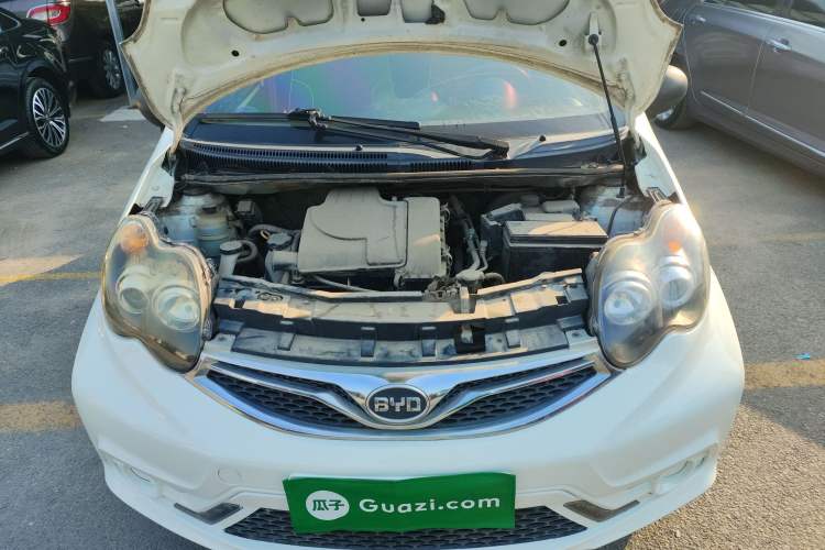Used BYD F0 2015 1.0L XuanKu Model Engine Bay