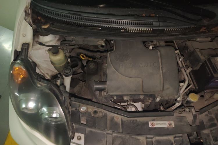 Used BYD F0 2015 1.0L AMT XuanKu Model Engine Bay Right