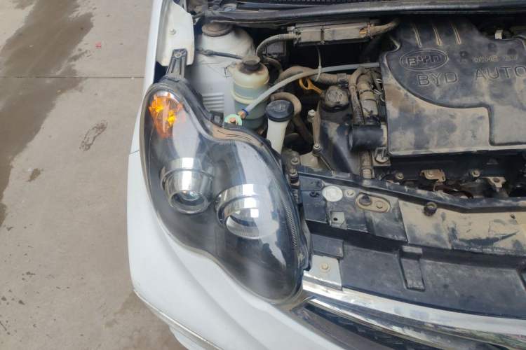 Used BYD F0 2015 1.0L AMT XuanKu Model Engine Bay Right