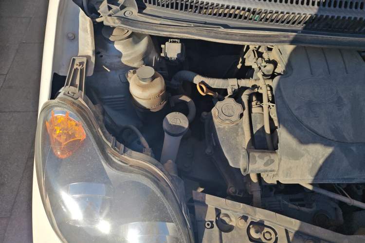 Used BYD F0 2015 1.0L XuanKu Model Engine Bay Right