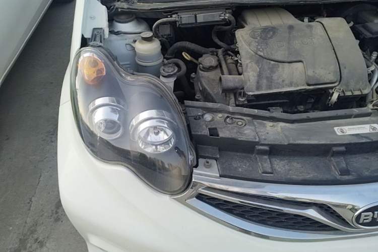 Used BYD F0 2015 1.0L AMT XuanKu Model Engine Bay Right