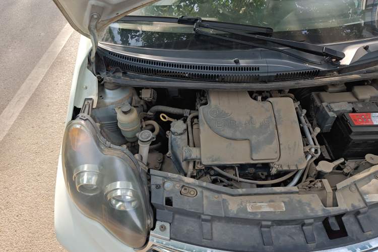Used BYD F0 2015 1.0L XuanKu Model Engine Bay Right