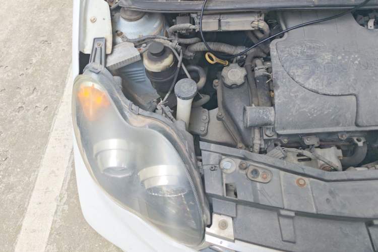 Used BYD F0 2015 1.0L AMT XuanKu Model Engine Bay Right
