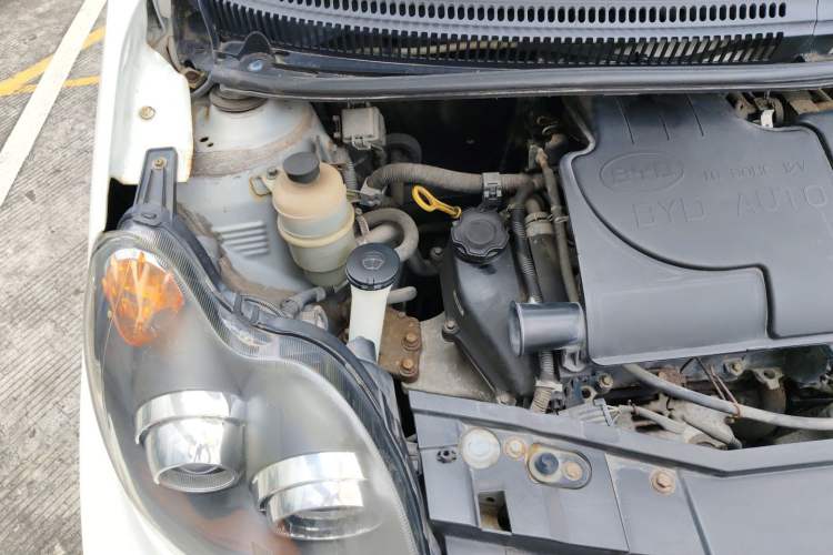 Used BYD F0 2015 1.0L XuanKu Model Engine Bay Right