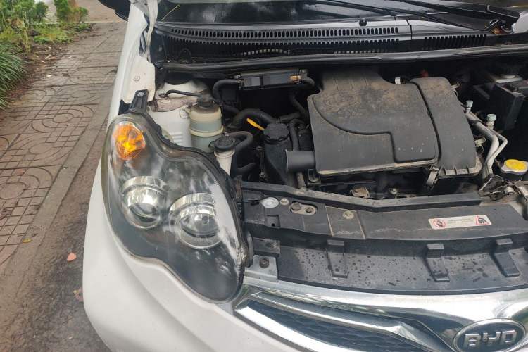 Used BYD F0 2015 1.0L AMT XuanKu Model Engine Bay Right