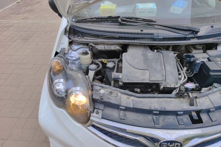 Used BYD F0 2015 1.0L AMT XuanKu Model Engine Bay Right