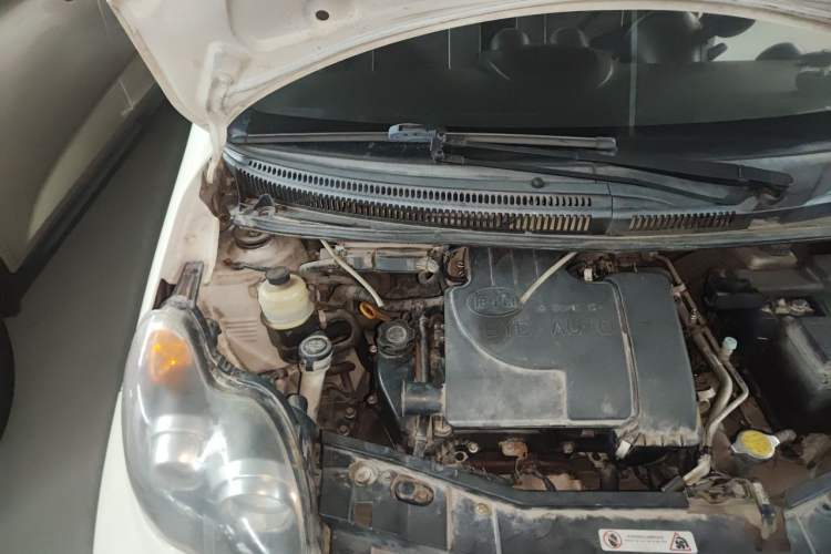 Used BYD F0 2015 1.0L AMT XuanKu Model Engine Bay Right