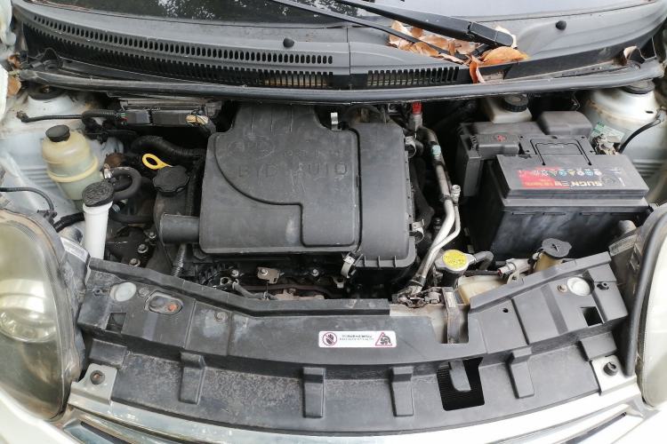 Used BYD F0 2015 1.0L AMT XuanKu Model Engine Bay
