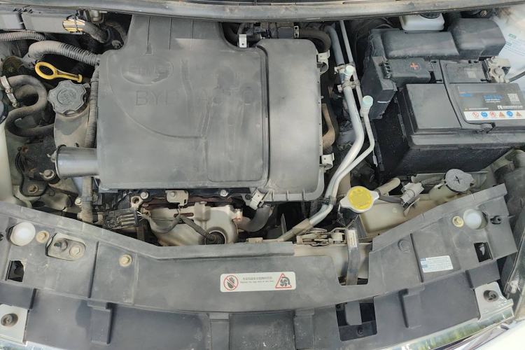 Used BYD F0 2015 1.0L AMT XuanKu Model Engine Bay