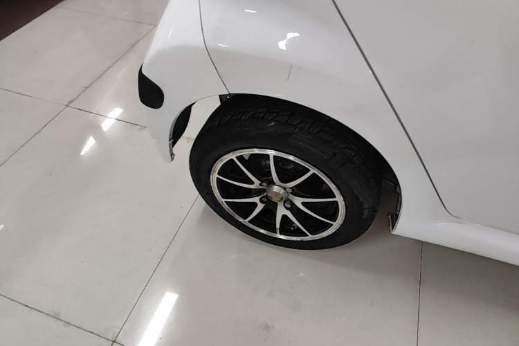 Used BYD F0 2015 1.0L AMT XuanKu Model Exterior 5