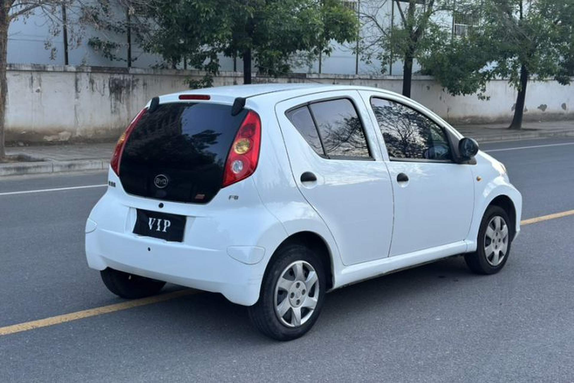 Used BYD F0 2015 1.0L AMT XuanKu Model Exterior 9