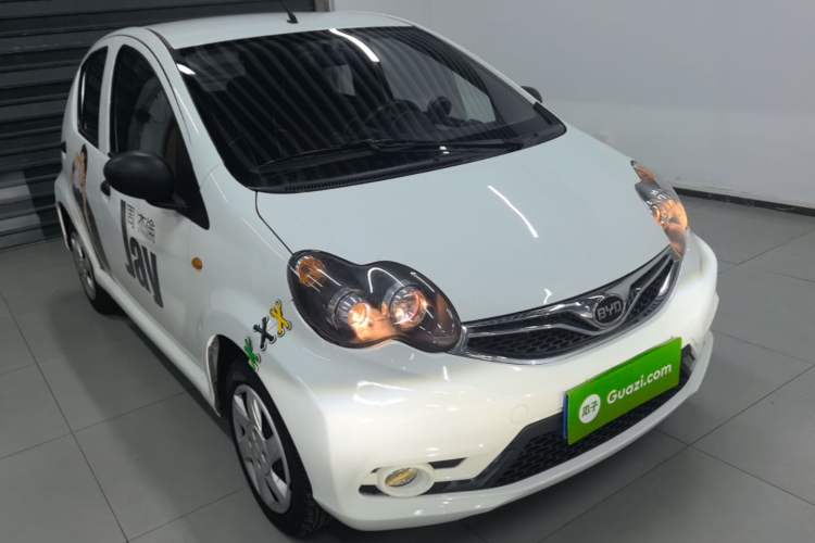 Used BYD F0 2015 1.0L AMT XuanKu Model Front Right 45 Deg