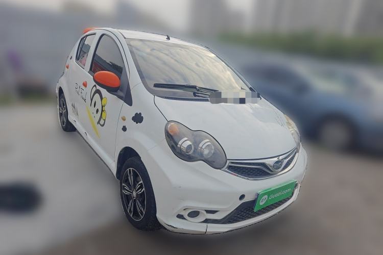 Used BYD F0 2015 1.0L XuanKu Model Front Right 45 Deg