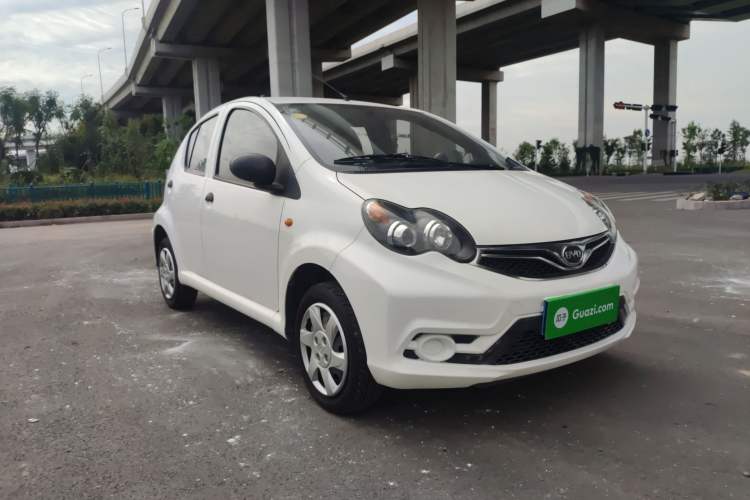 Used BYD F0 2015 1.0L AMT XuanKu Model Front Right 45 Deg