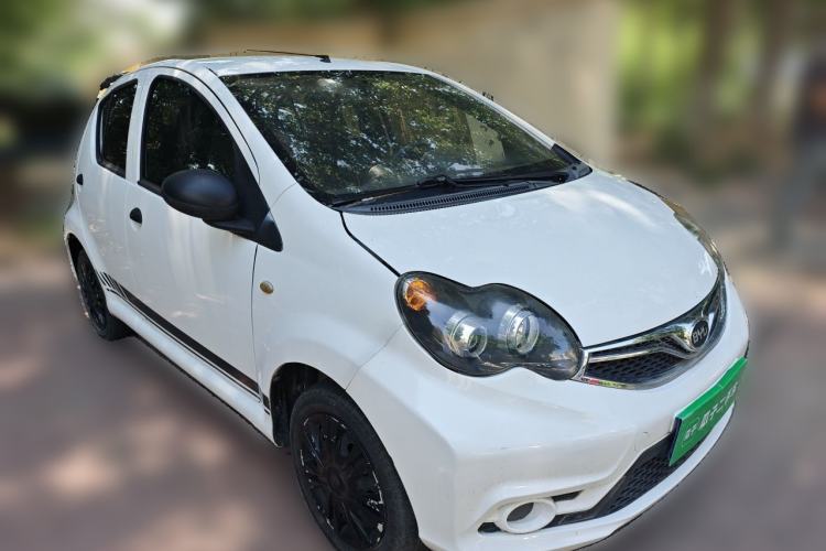 Used BYD F0 2015 1.0L XuanKu Model Front Right 45 Deg