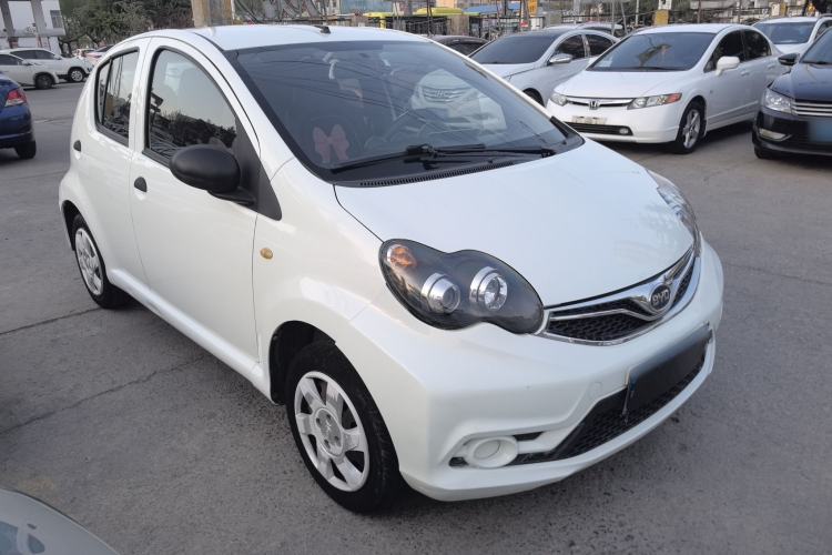 Used BYD F0 2015 1.0L XuanKu Model Front Right 45 Deg