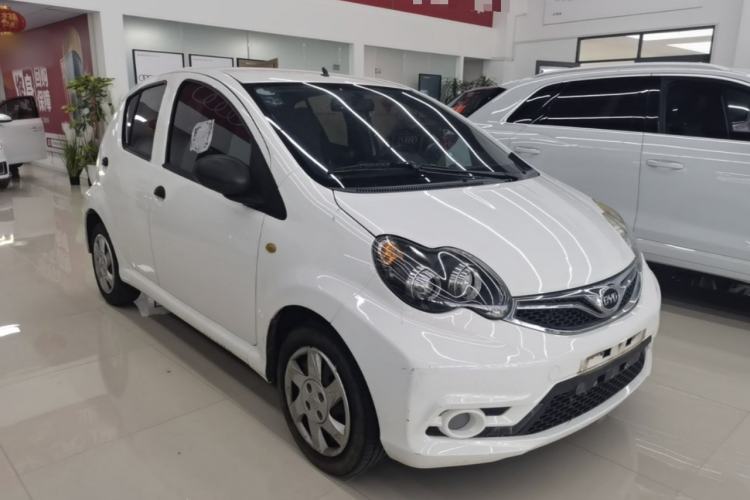 Used BYD F0 2015 1.0L AMT XuanKu Model Front Right 45 Deg