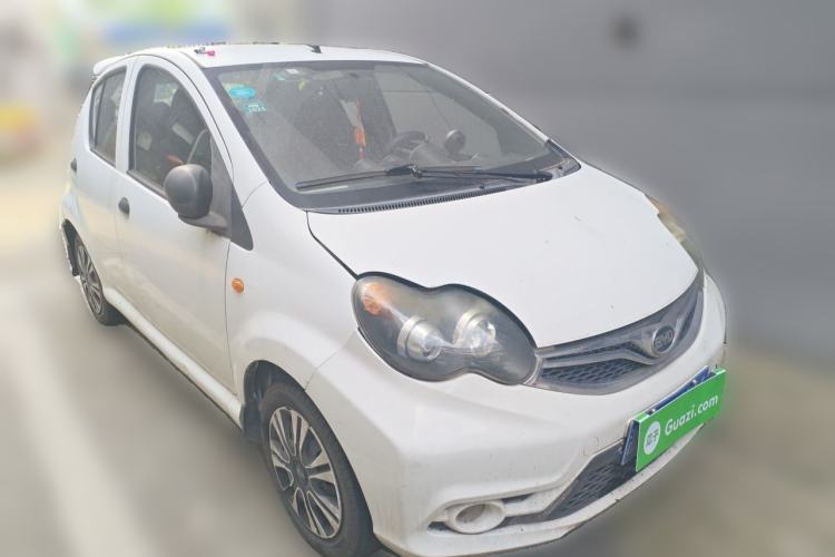 Used BYD F0 2015 1.0L AMT XuanKu Model Front Right 45 Deg