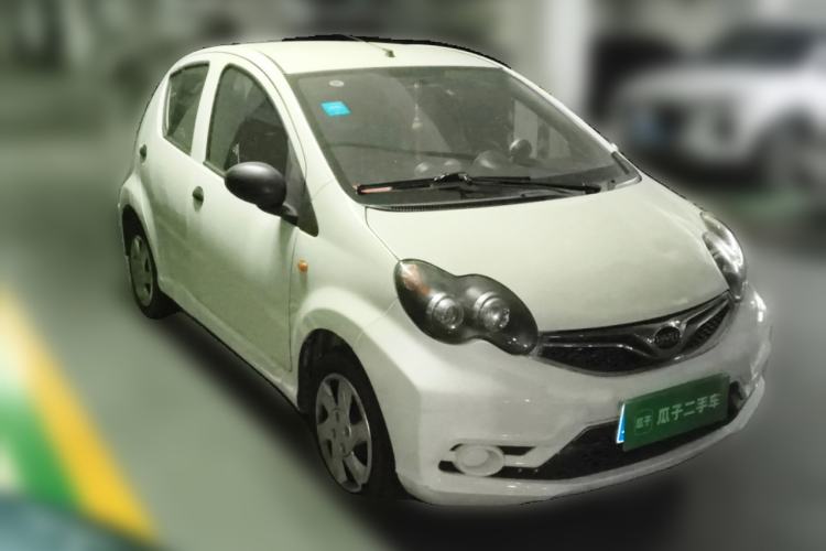 Used BYD F0 2015 1.0L AMT XuanKu Model Front Right 45 Deg