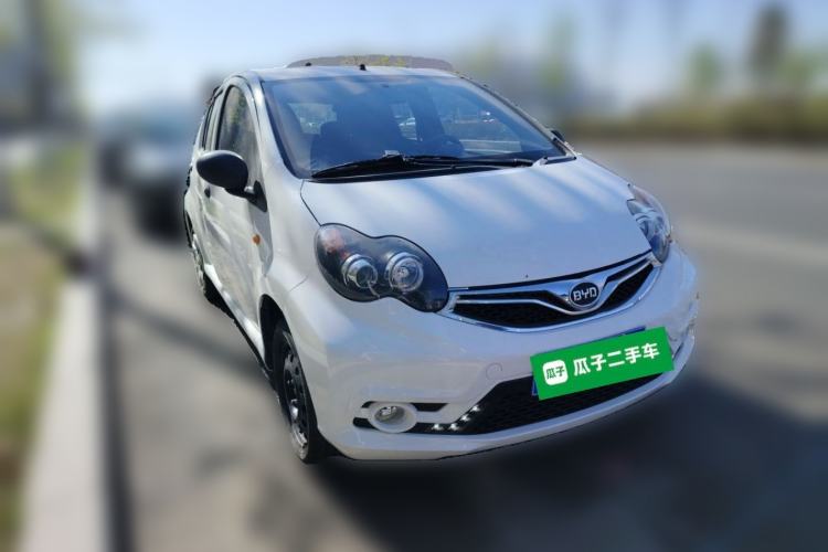 Used BYD F0 2015 1.0L XuanKu Model Front Right 45 Deg
