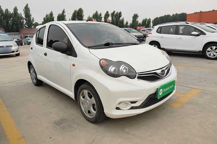 Used BYD F0 2015 1.0L AMT Joyful Cool Model Front Right 45 Deg