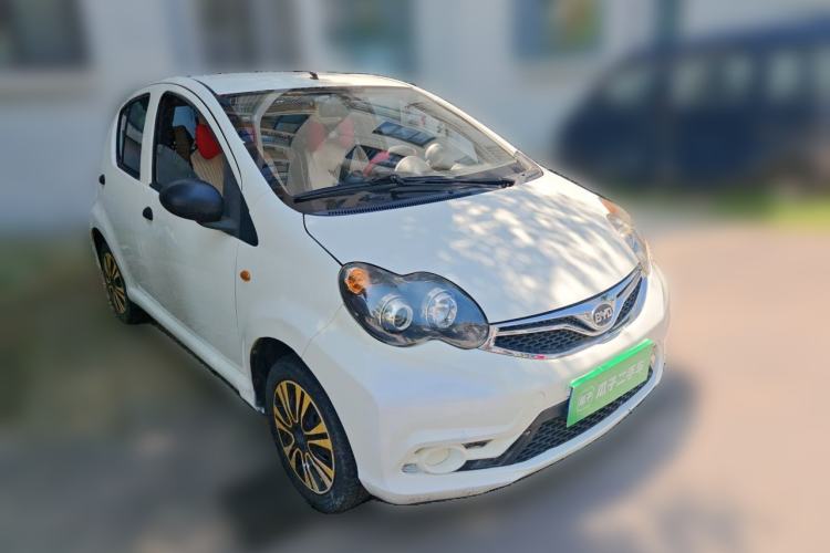Used BYD F0 2015 1.0L AMT XuanKu Model Front Right 45 Deg