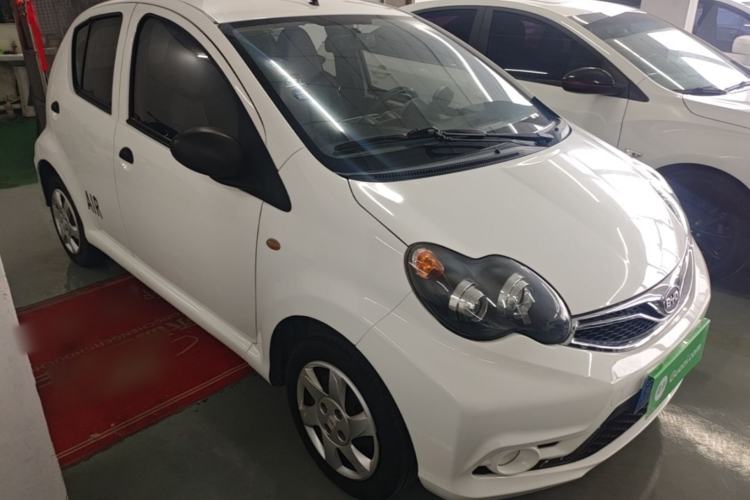 Used BYD F0 2015 1.0L AMT XuanKu Model Front Right 45 Deg
