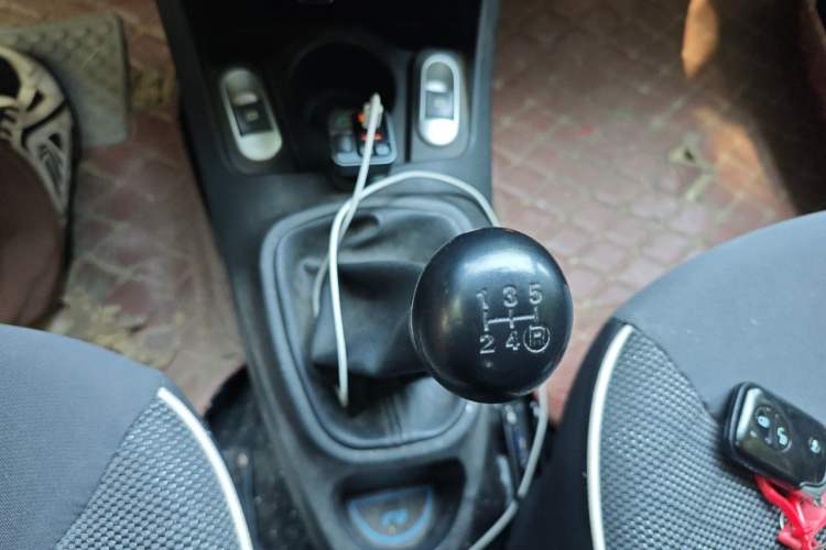 Used BYD F0 2015 1.0L XuanKu Model Gear Lever