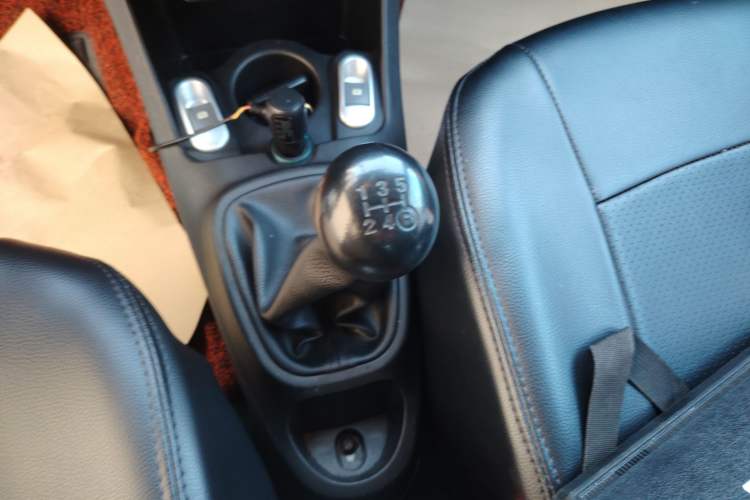Used BYD F0 2015 1.0L XuanKu Model Gear Lever