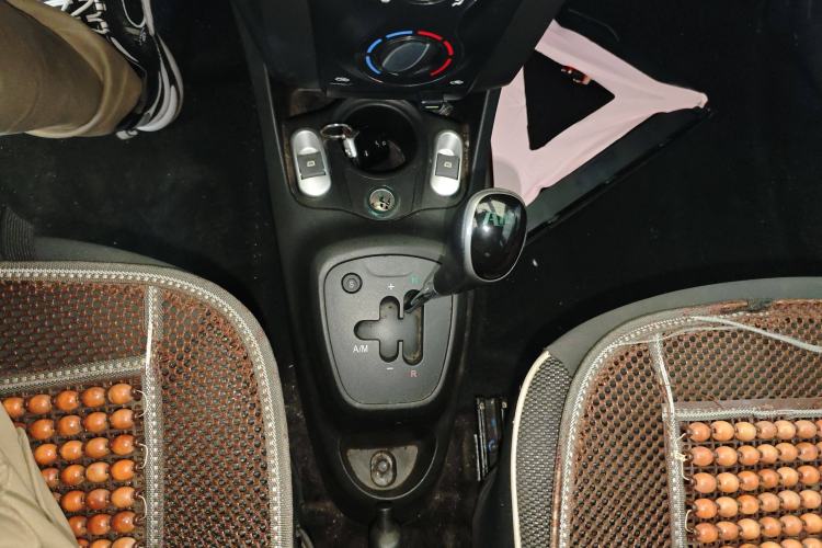 Used BYD F0 2015 1.0L AMT XuanKu Model Gear Lever