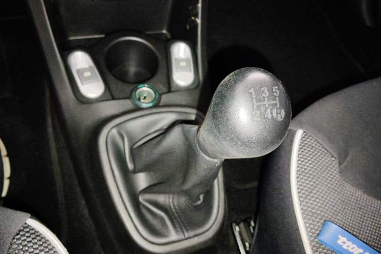 Used BYD F0 2015 1.0L XuanKu Model Gear Lever