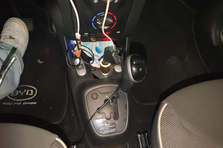 Used BYD F0 2015 1.0L AMT XuanKu Model Gear Lever