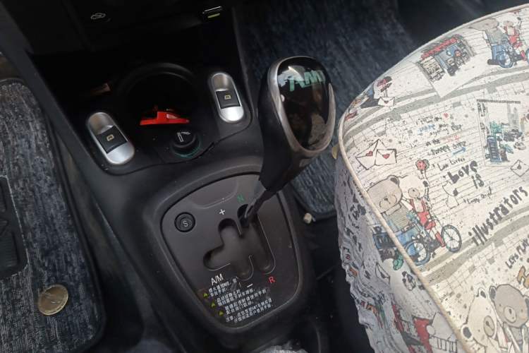 Used BYD F0 2015 1.0L AMT XuanKu Model Gear Lever