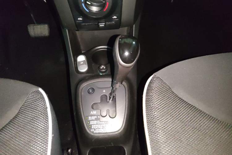 Used BYD F0 2015 1.0L AMT XuanKu Model Gear Lever