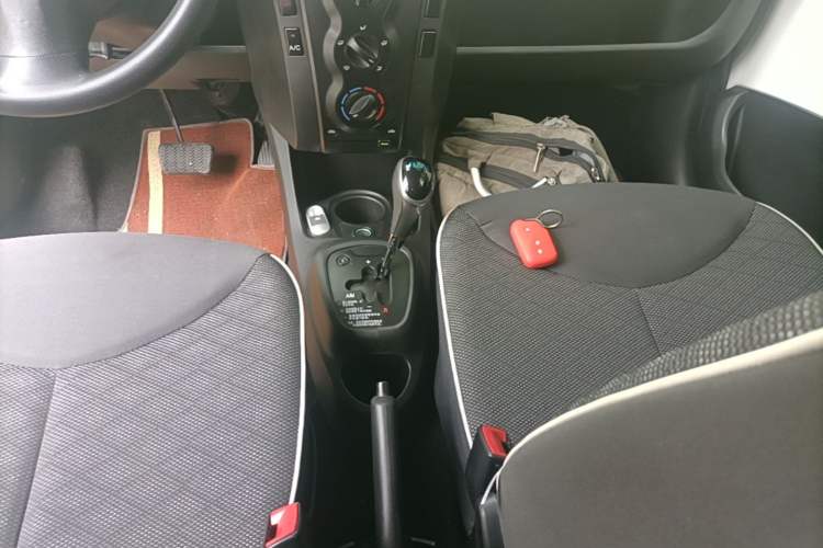 Used BYD F0 2015 1.0L AMT XuanKu Model Gear Lever