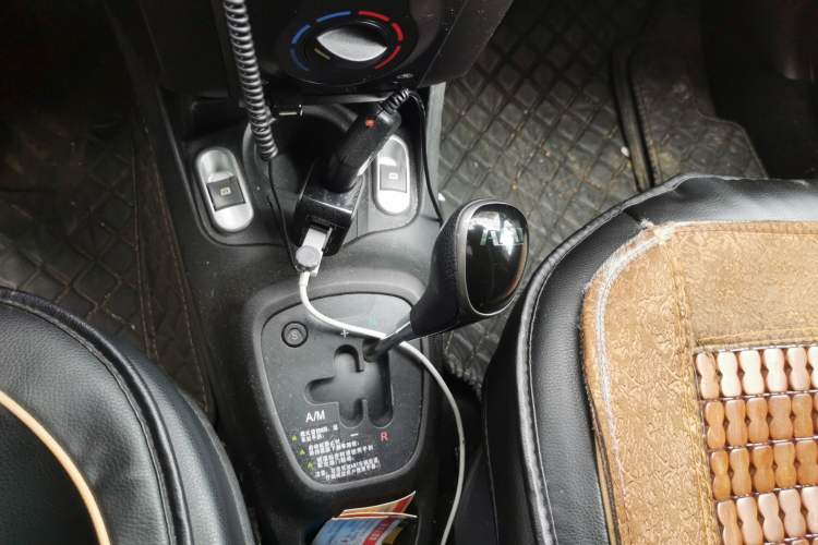 Used BYD F0 2015 1.0L AMT XuanKu Model Gear Lever