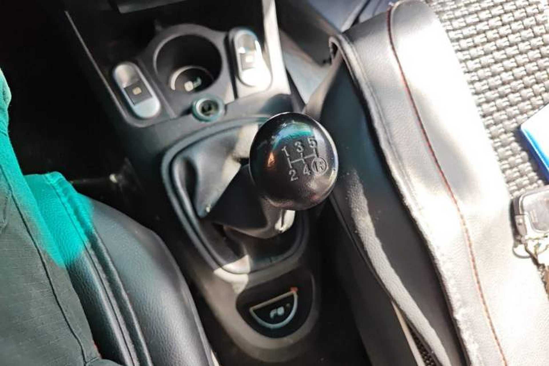 Used BYD F0 2015 1.0L XuanKu Model Gear Lever