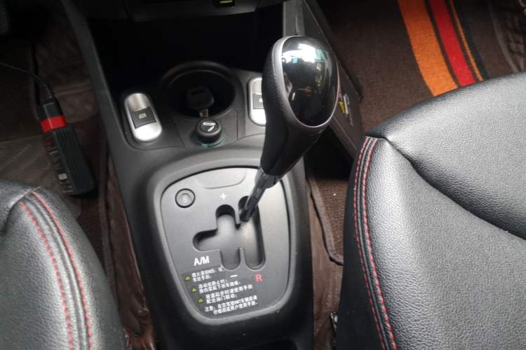 Used BYD F0 2015 1.0L AMT XuanKu Model Gear Lever