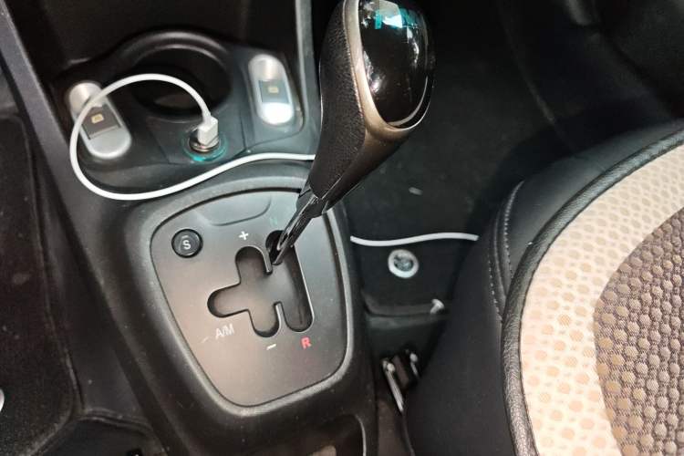 Used BYD F0 2015 1.0L AMT XuanKu Model Gear Lever
